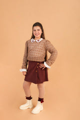 طقم فتاة بني وقرمزي