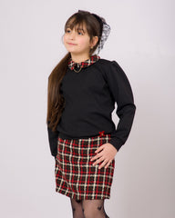 طقم فتيات أسود و تنورة مربعات